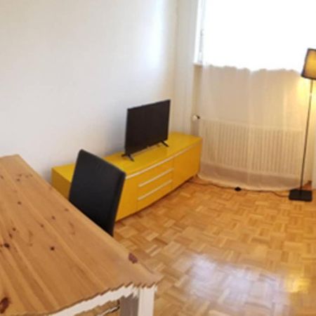 Hsh Barre 6 - City Apartment Next Cathedral โลซาน ภายนอก รูปภาพ